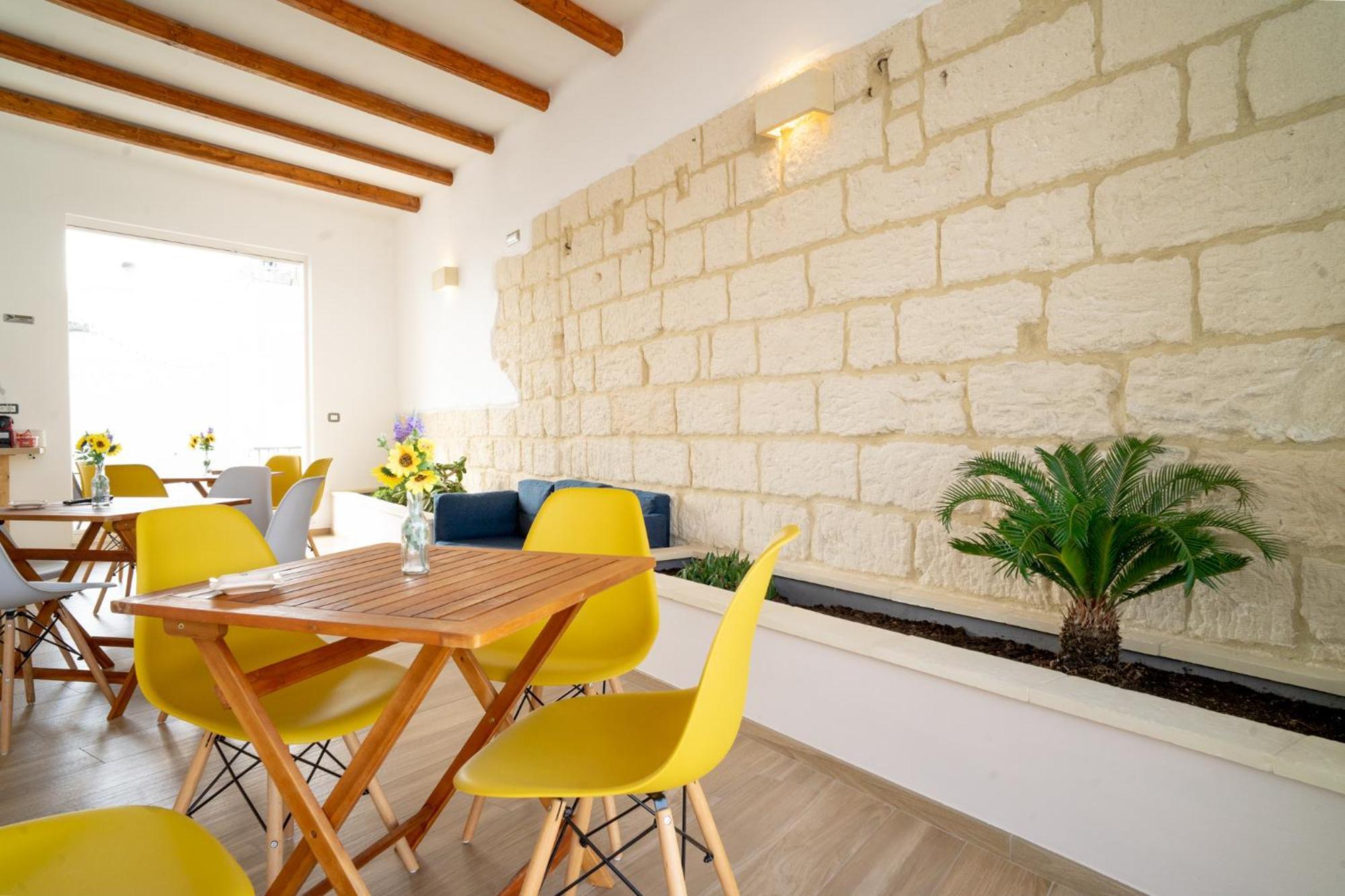 Bed and Breakfast Pietra Bianca Cutrofiano Exterior foto